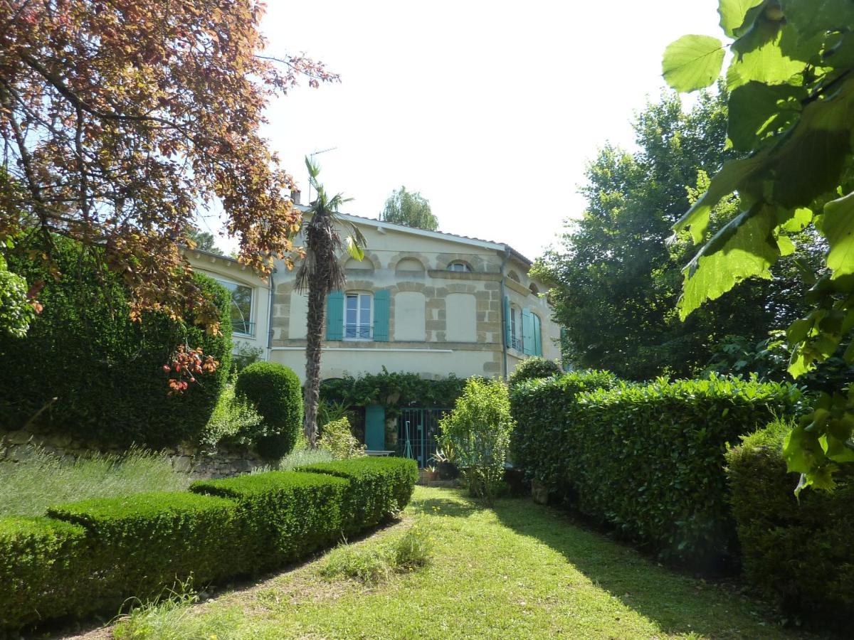 Bed and Breakfast Beaux Chenes Nérac Exterior foto